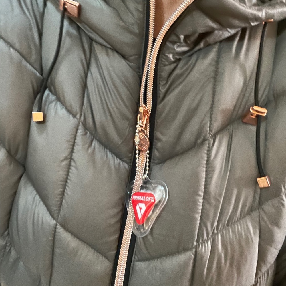 Bernardo Primaloft Packable Puffer Jacket - image 4